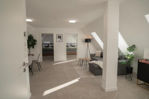 FEEL GOOD HOMES Ruhig-Klimaanlage-WLAN-Regendusche